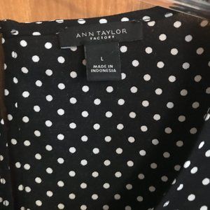 Ann Taylor Flutter Sleeve Top Sz. L